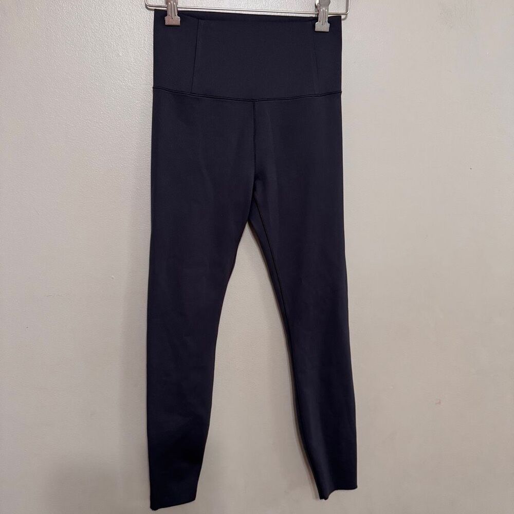 Vuori women’s black Evolve leggings size small